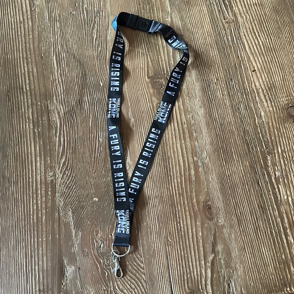 Universal Studios Reign of Kong Lanyard - skull island new